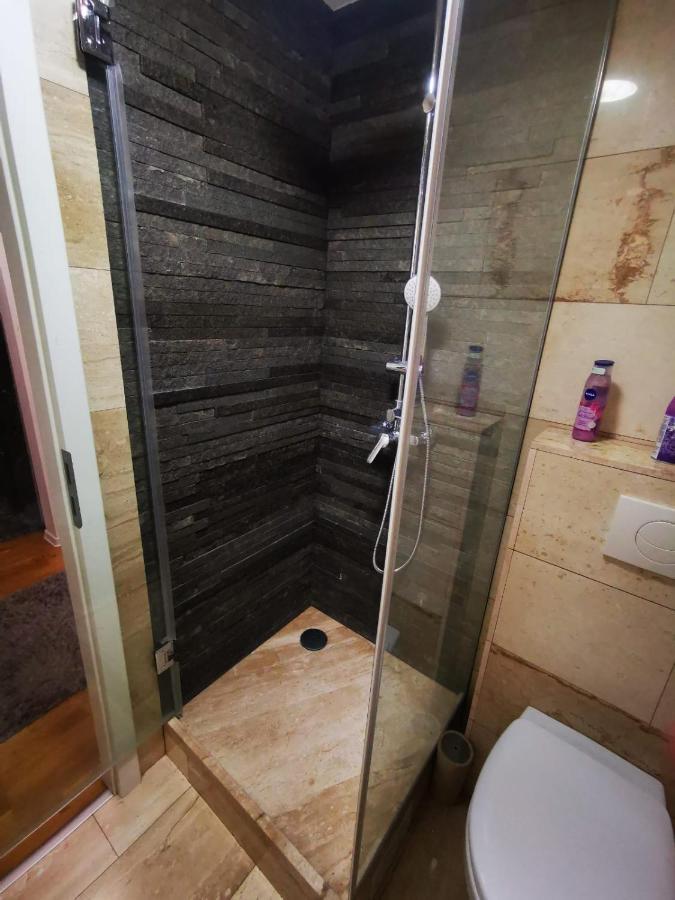 Luxury Apartment. 10 Minutes Taxi Ride To Center Timisoara Exterior photo